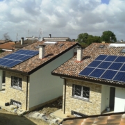 Installazione di fotovoltaico per ville a schiera
