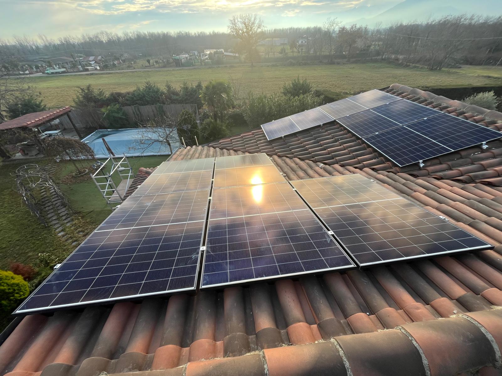 Impianti Fotovoltaici Residenziali Chivasso Impianti Fotovoltaici Residenziali Chivasso